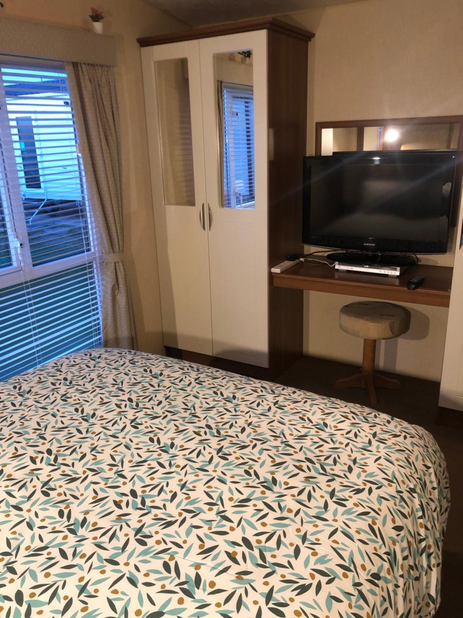 Two X 8 Berth Static Caravan On Lyons Robin Hood Rhyl North Wales Meliden Exterior foto