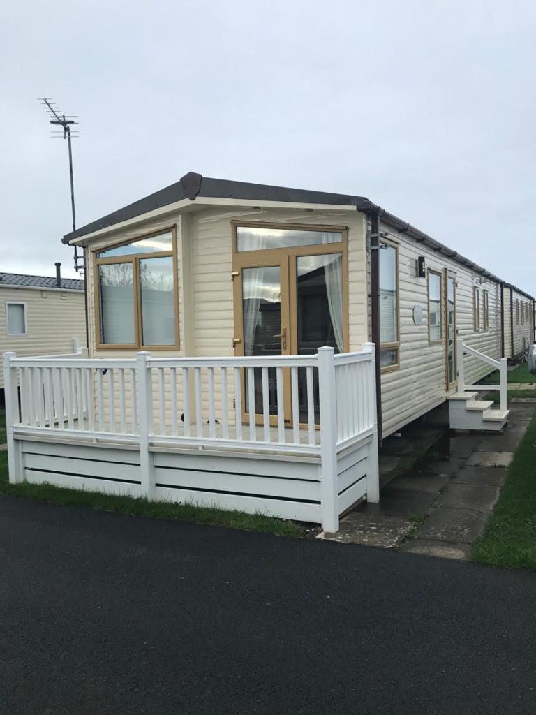 Two X 8 Berth Static Caravan On Lyons Robin Hood Rhyl North Wales Meliden Exterior foto
